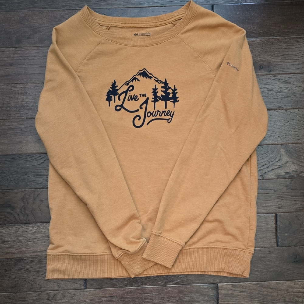 Columbia Tan Crewneck Sweater Classic Design